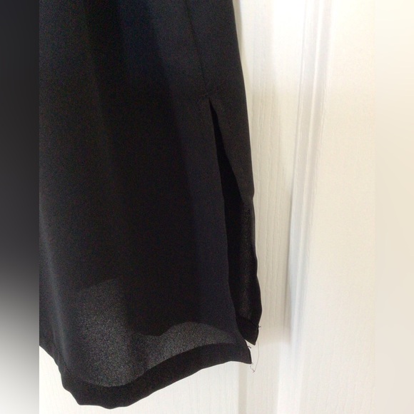 Women’s black size 8 camisole. - Picture 3 of 3